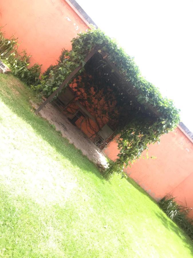 Edwin Tlaxcala Exterior photo